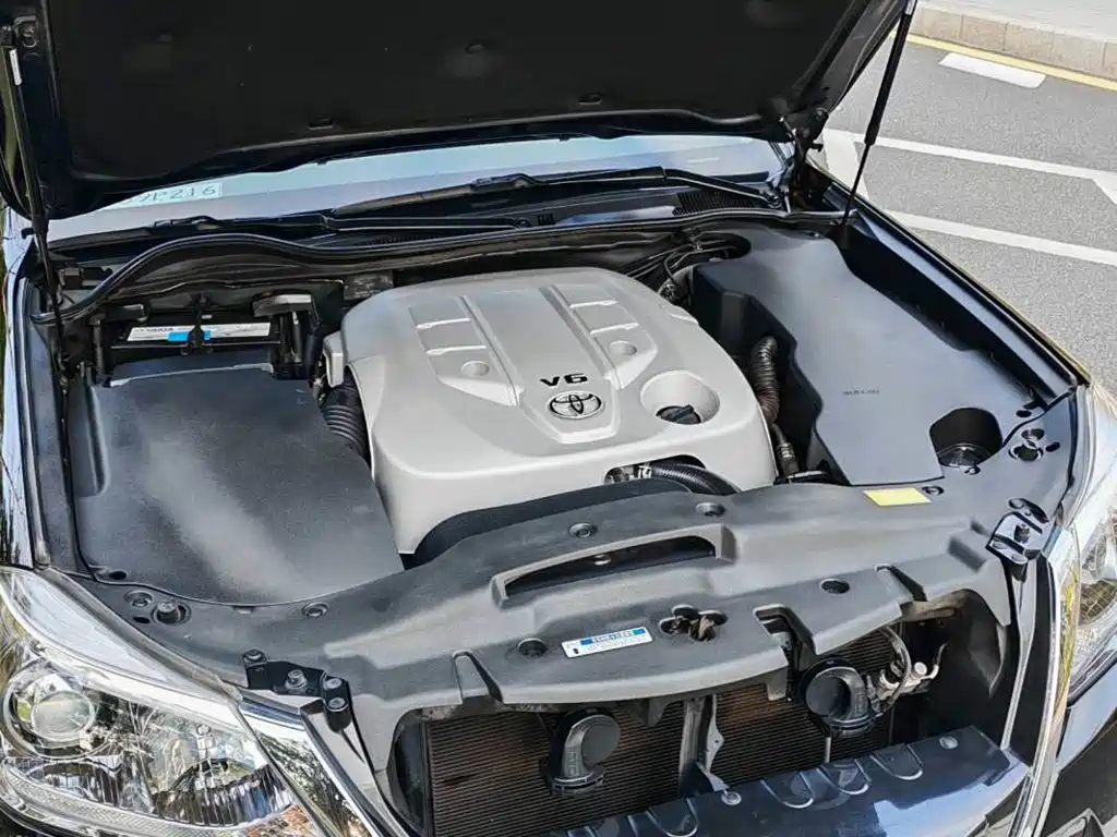 Toyota Crown 2014 — фото 11