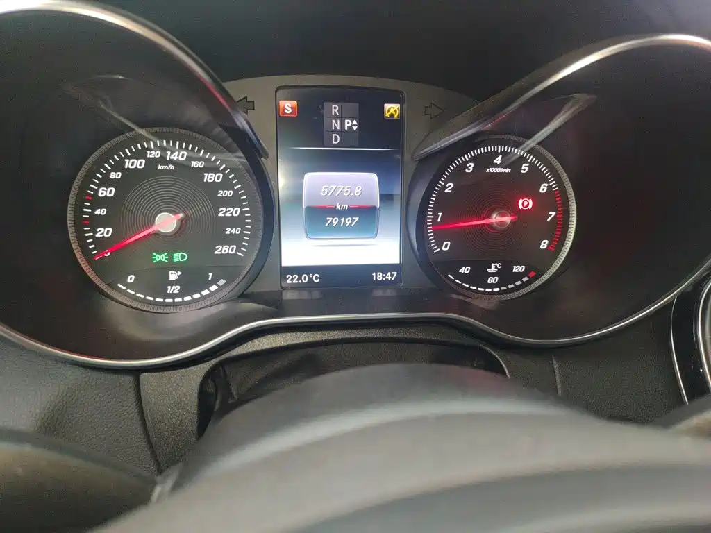 Mercedes-Benz C-Class 2016