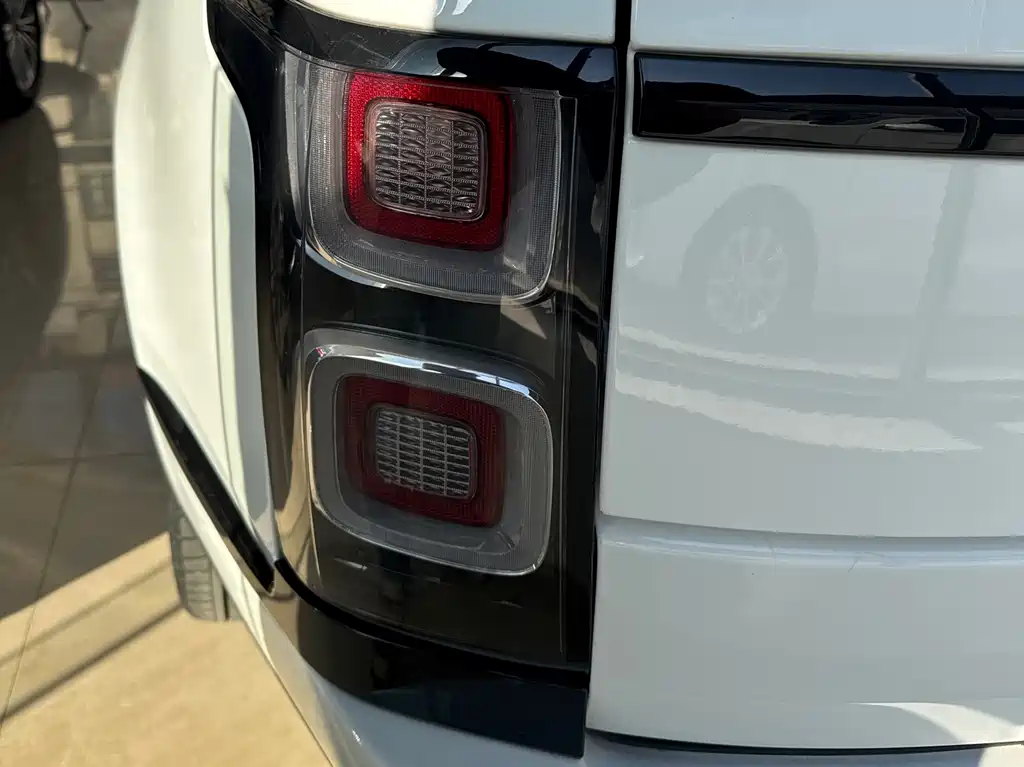 Land Rover Range Rover 2015 — фото 10