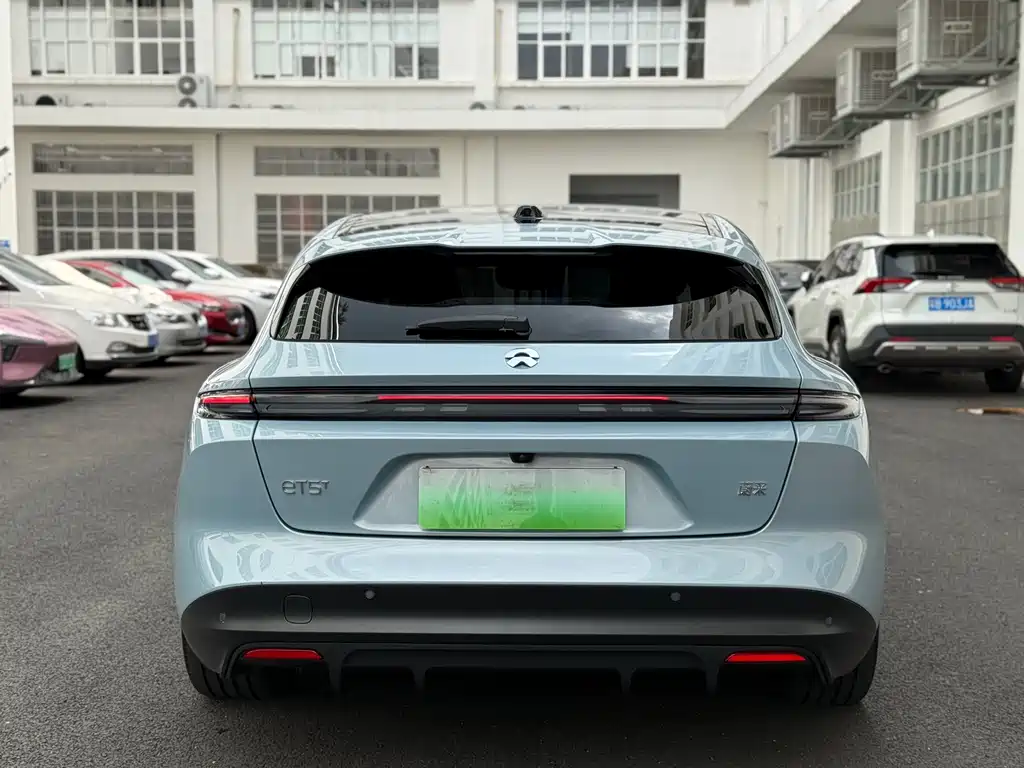 NIO ET5T 2025
