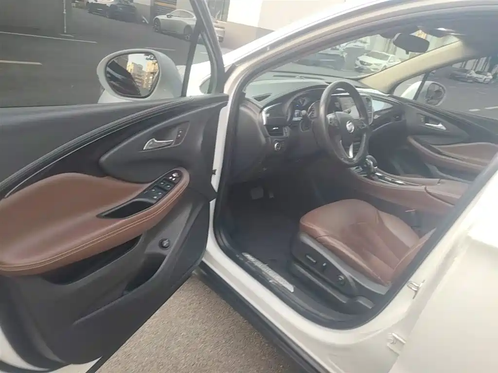 Buick Envision Plus 2017 — фото 16