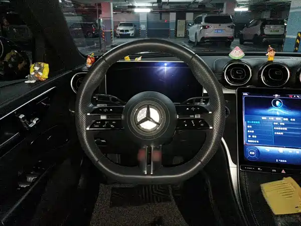 Mercedes-Benz C-Class 2023