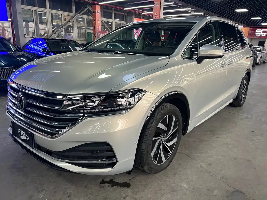 Volkswagen Viloran 2020