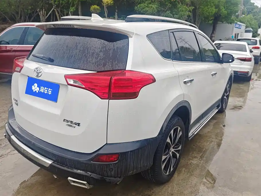 Toyota RAV4 2016