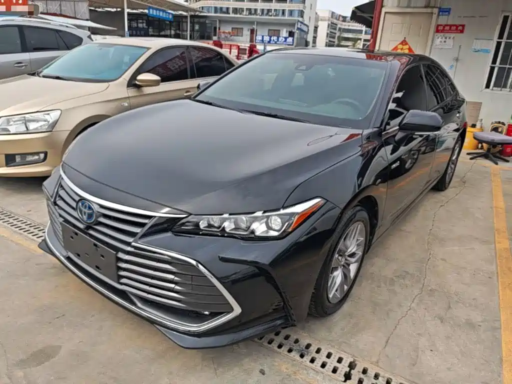 Toyota Avalon 2021