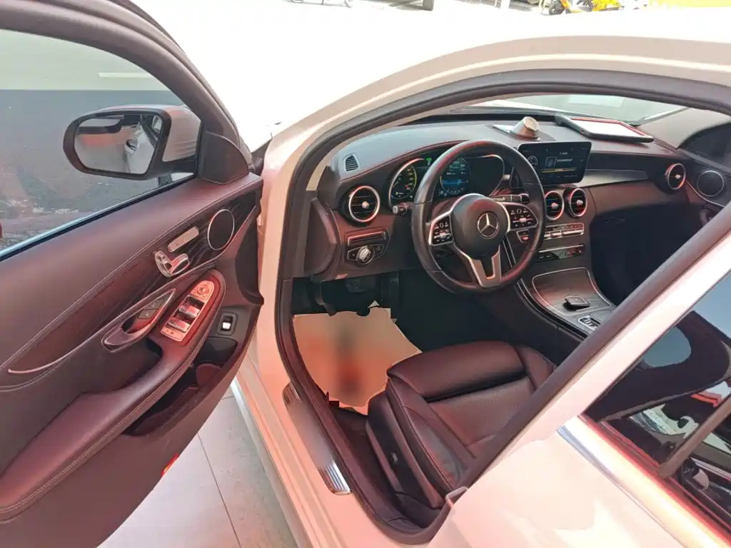 Mercedes-Benz C-Class 2019 — фото 12
