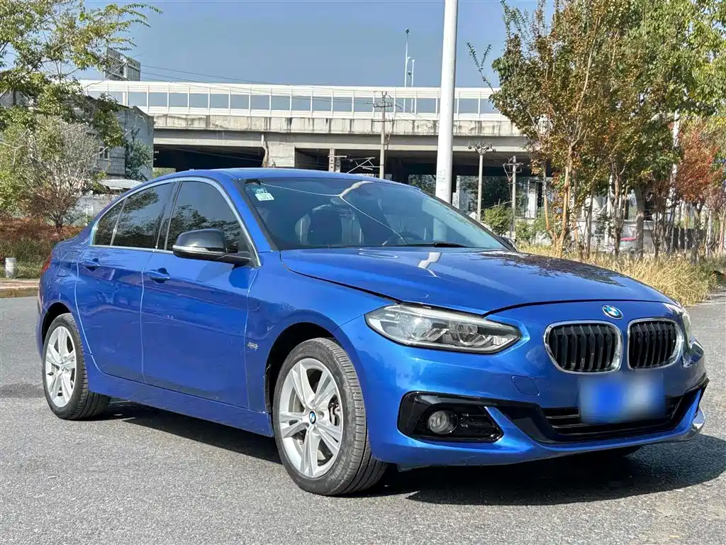 BMW 1 Series 2017 — фото 22