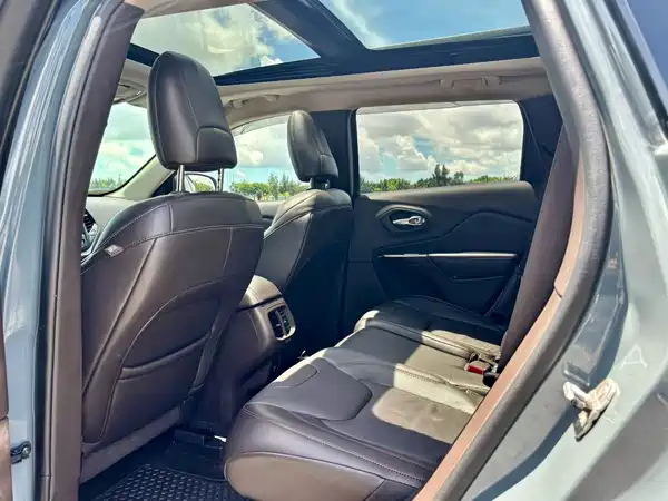 Jeep Cherokee 2015