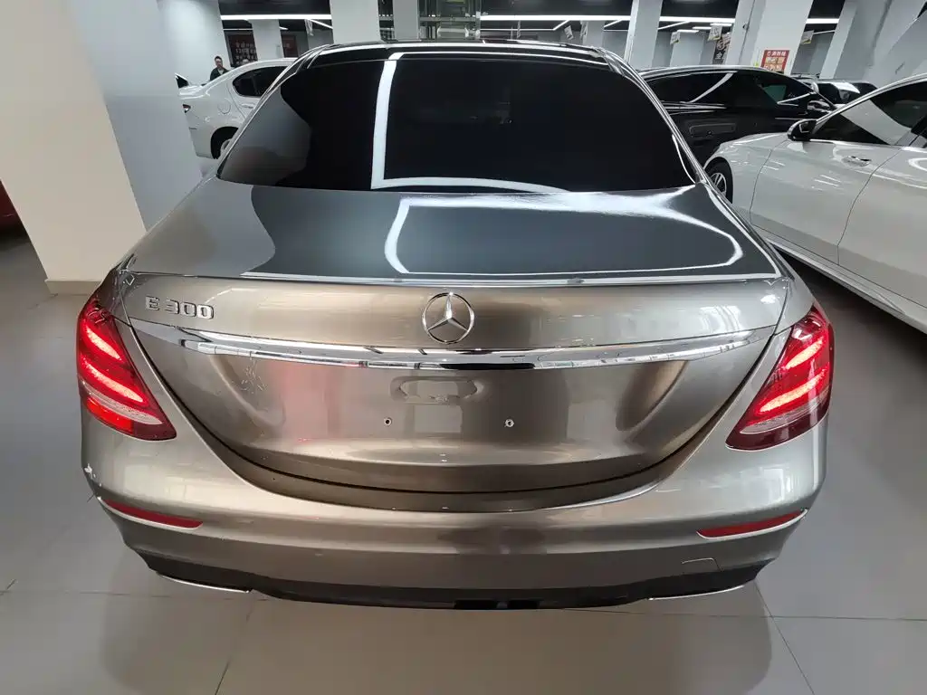 Mercedes-Benz E-Class 2017