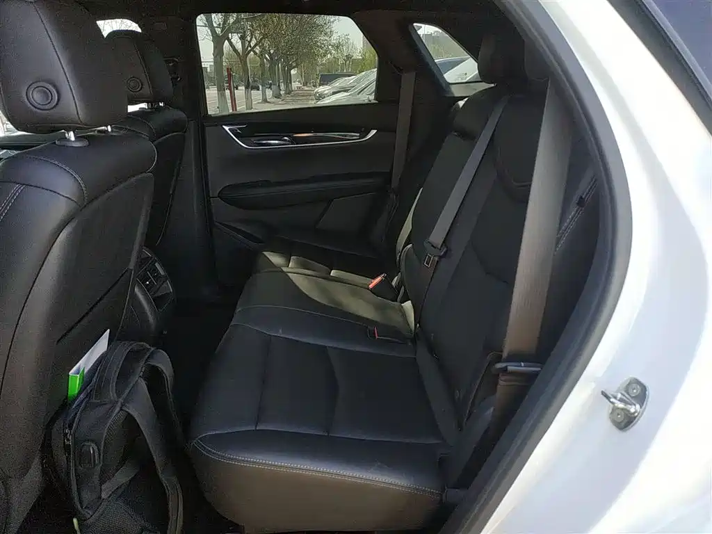 Cadillac XT5 2022 — фото 17