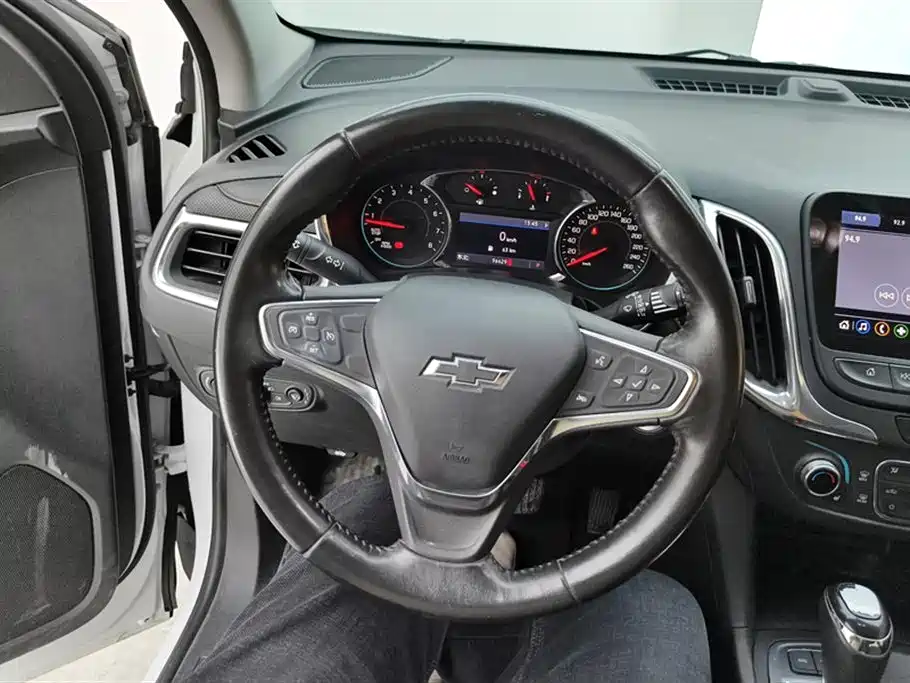 Chevrolet Equinox 2019 — фото 15