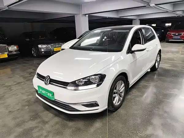Volkswagen Golf 2020