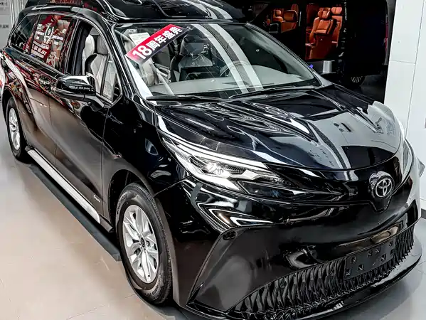 Toyota Granvia 2024