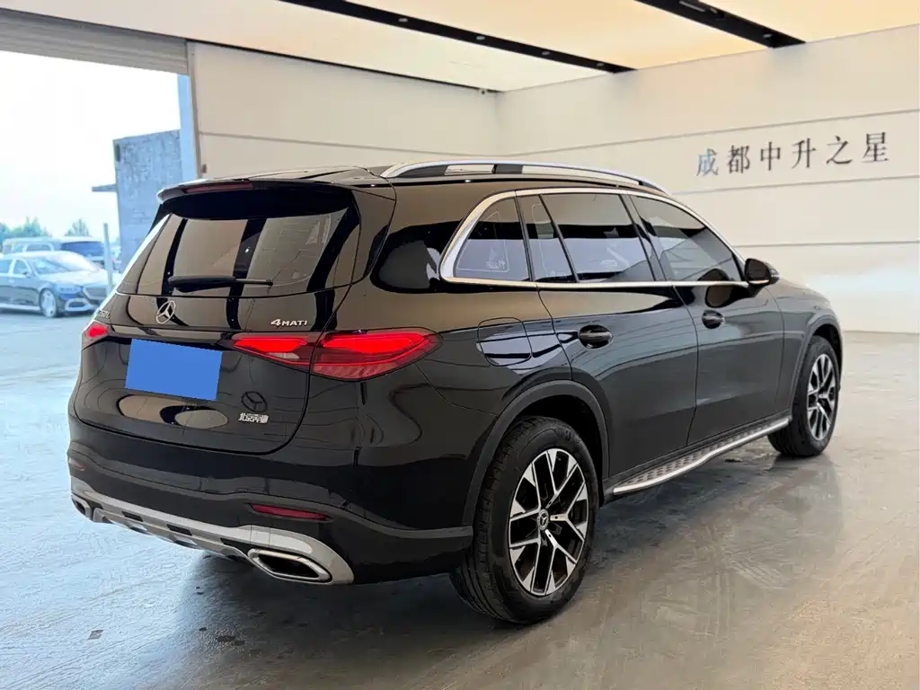 Mercedes-Benz GLC 2023
