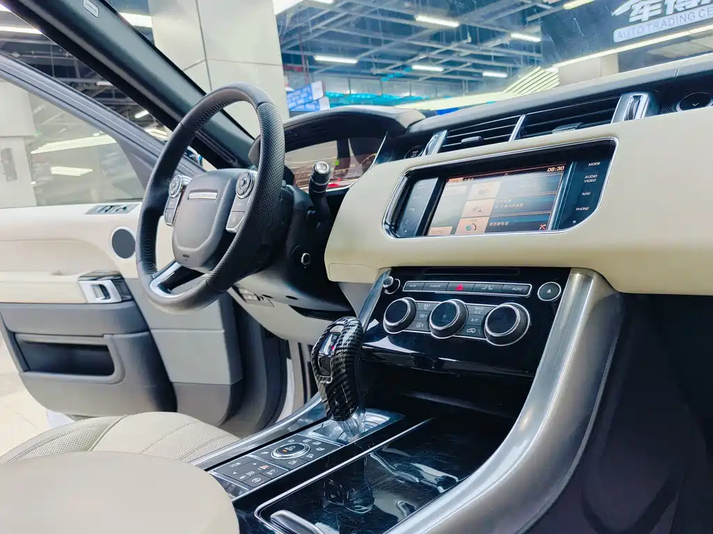 Land Rover Sport 2014 — фото 12