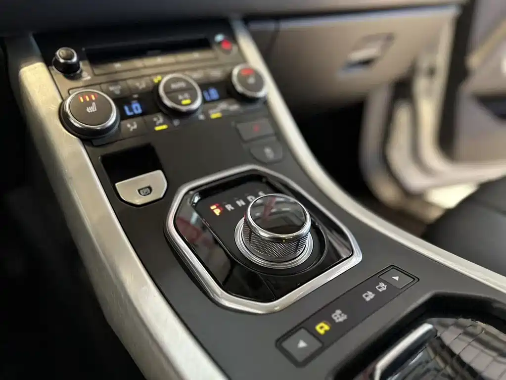 Land Rover Range Rover Evoque 2013 — фото 16