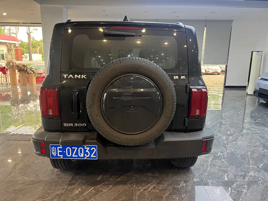 Tank 300 2022