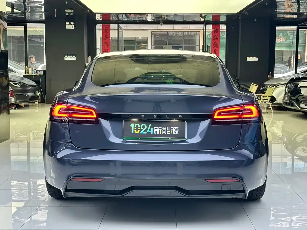 Tesla Model S 2023 — фото 5