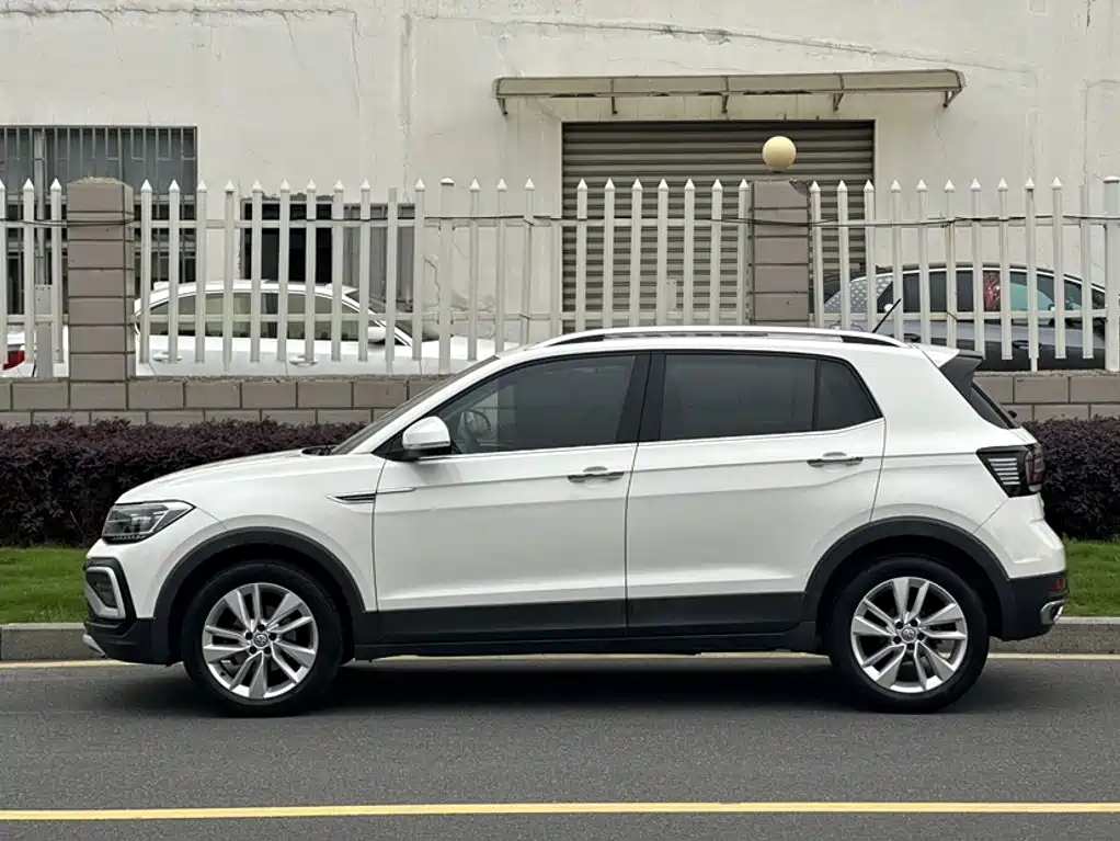 Volkswagen T-Cross 2020 — фото 16