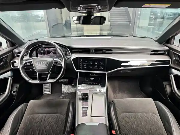 Audi A6L 2020