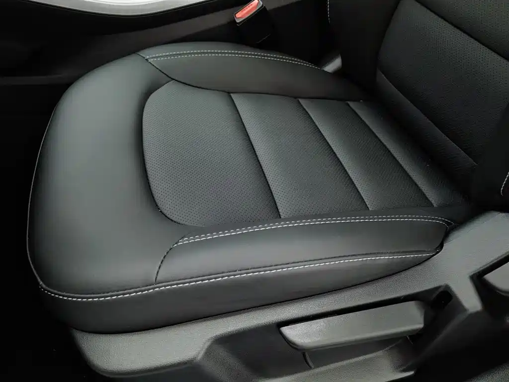 Geely Emgrand GS 2019 — фото 20