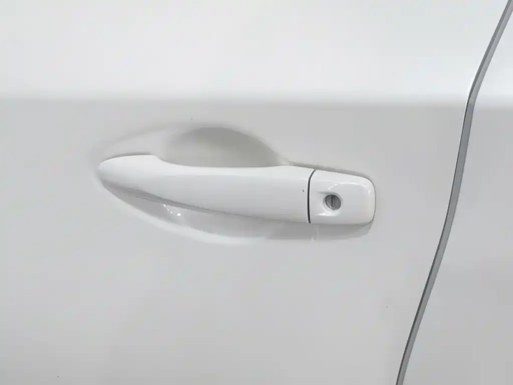 Nissan Tiida 2023 — фото 18