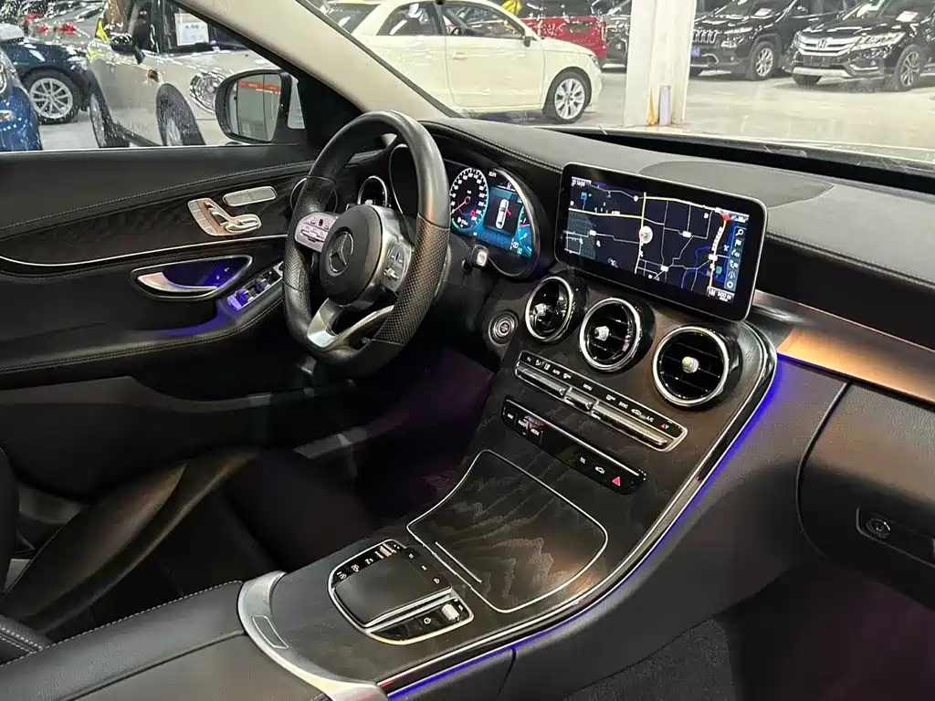 Mercedes-Benz C-Class 2020 — фото 14