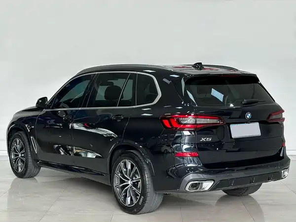 BMW X5 2022