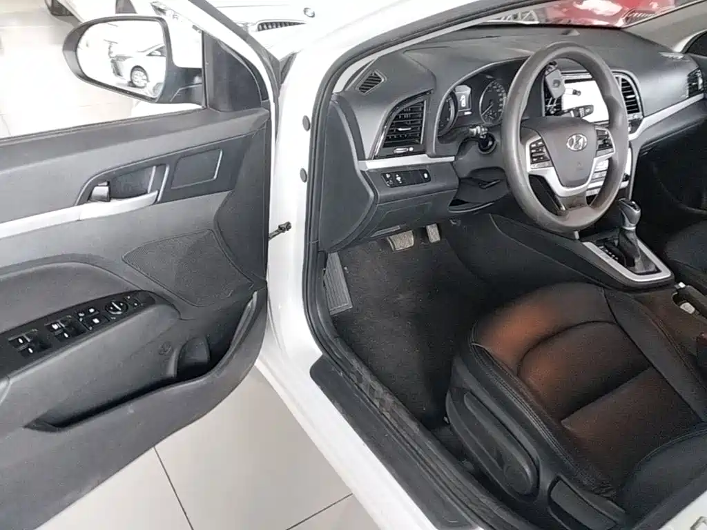 Hyundai Celesta 2017 — фото 16
