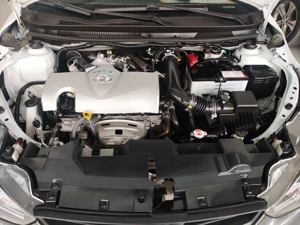Toyota Yaris L 2019 — фото 16