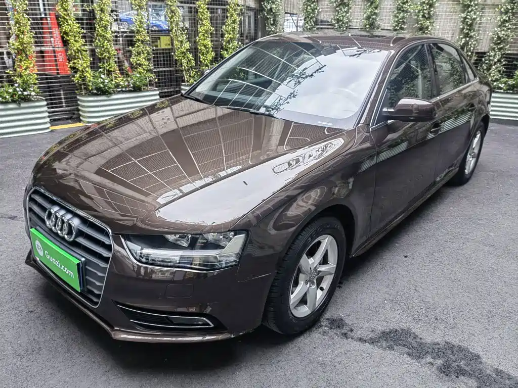 Audi A4L 2014