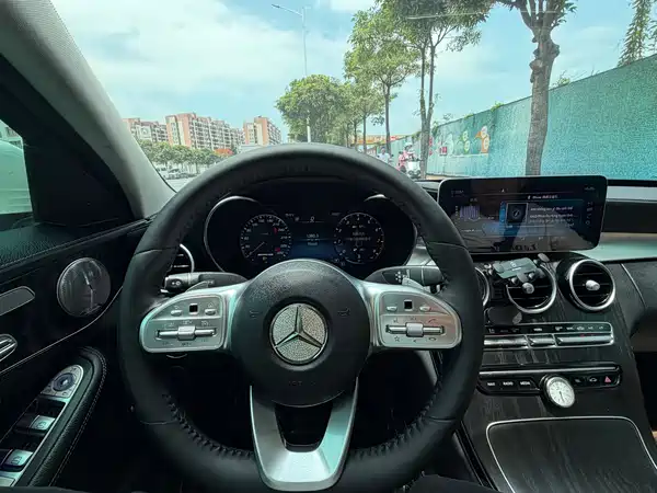 Mercedes-Benz C-Class 2020