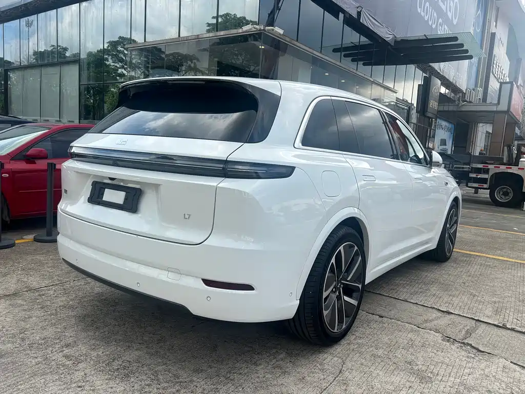 Li Auto Li L7 2026