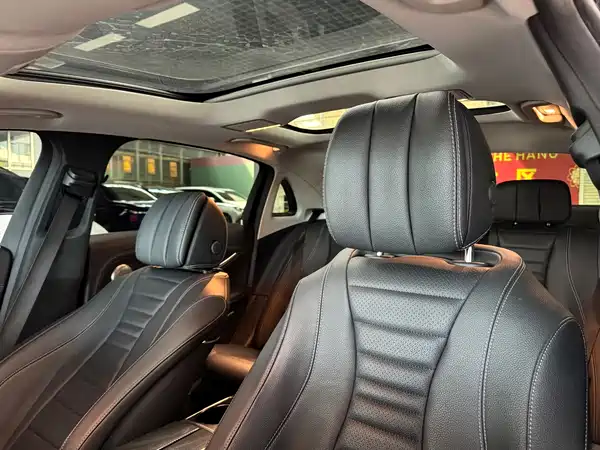 Mercedes-Benz E-Class 2019
