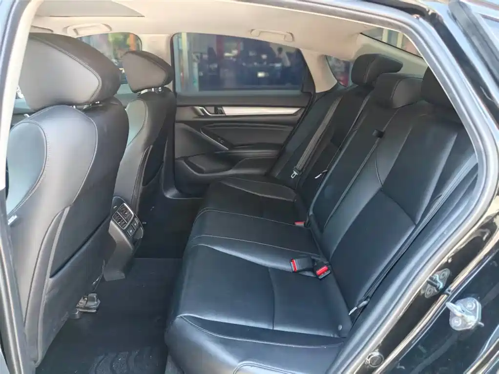 Honda Accord 2021 — фото 14