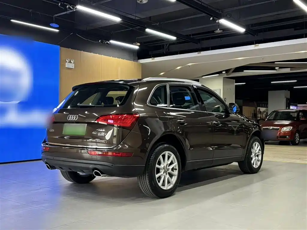 Audi Q5 2016 — фото 24