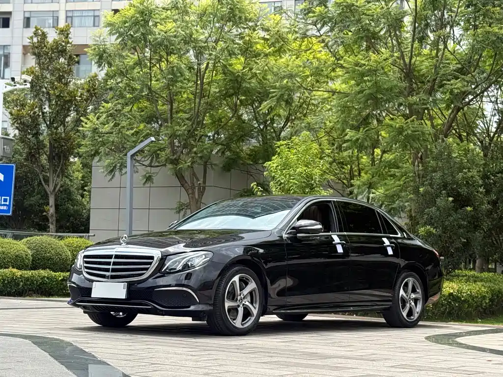 Mercedes-Benz E-Class 2018 — фото 1