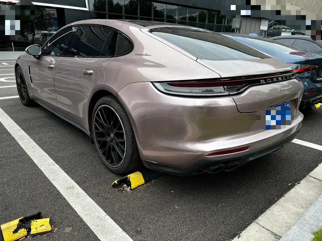 Porsche Panamera 2021 — фото 19