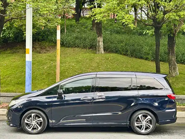 Honda Odyssey 2016