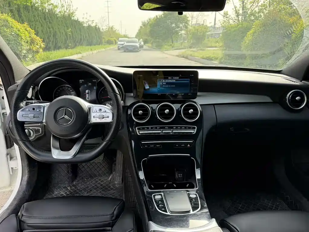 Mercedes-Benz C-Class 2019 — фото 6