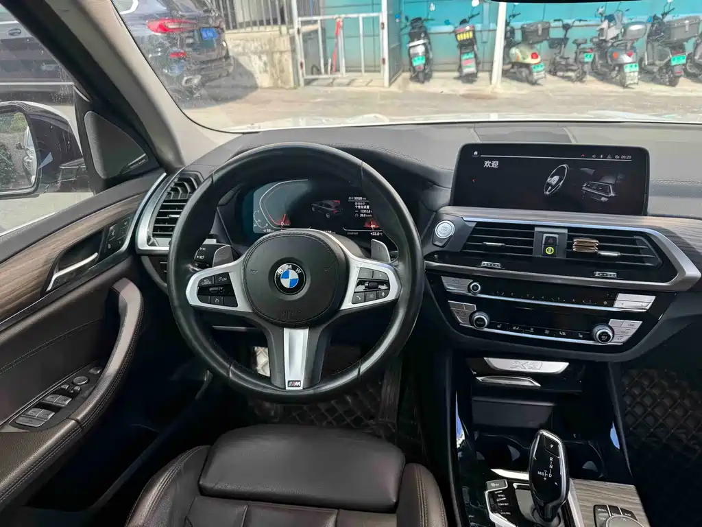 BMW X3 2020 — фото 11