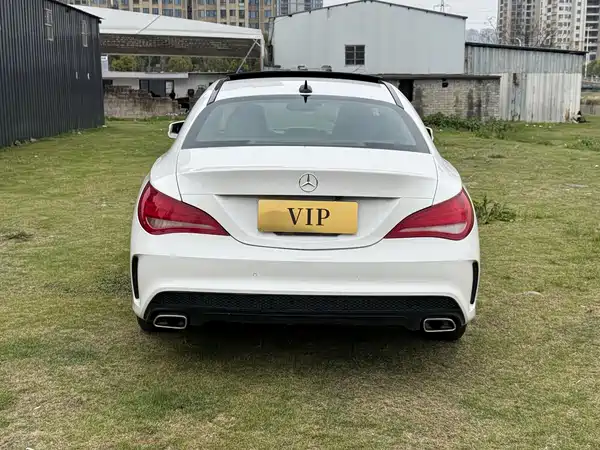 Mercedes-Benz CLA 2015