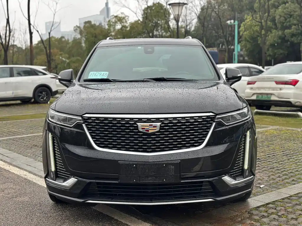 Cadillac XT6 2020 — фото 2