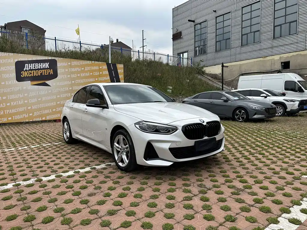 BMW 1 Series 2022