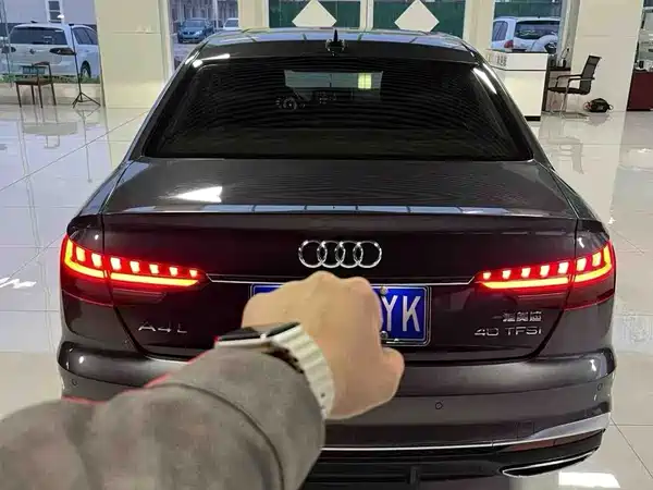 Audi A4L 2022