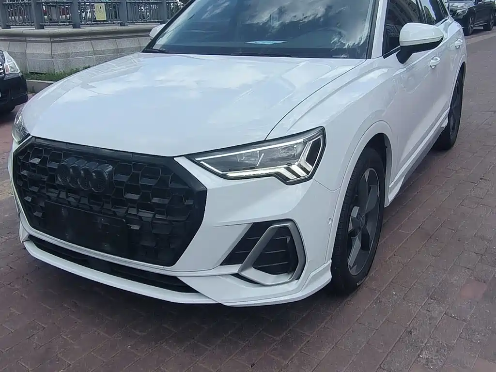 Audi Q3 2022