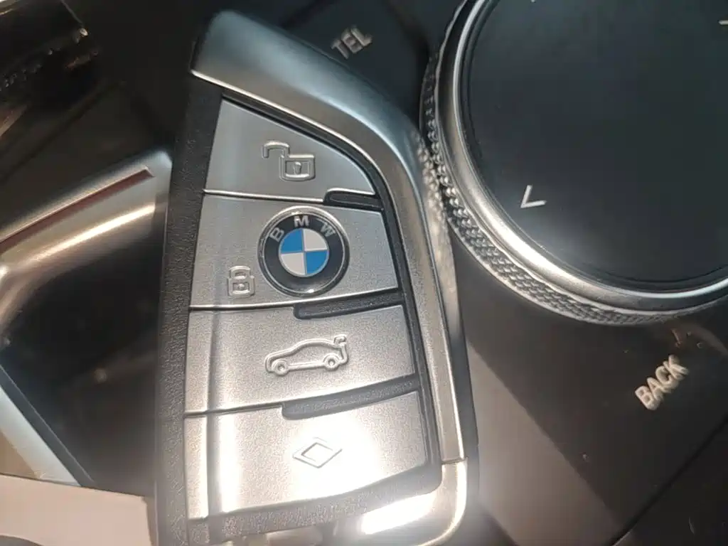 BMW i3 2023 — фото 9