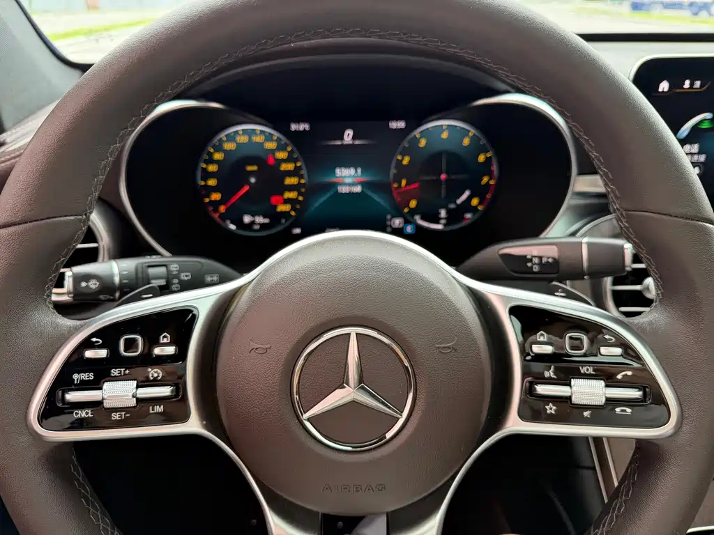 Mercedes-Benz GLC 2020 — фото 12