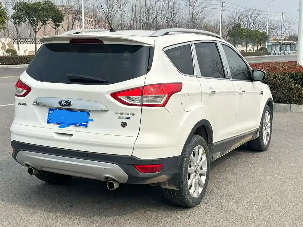 Ford Kuga 2014 — фото 7