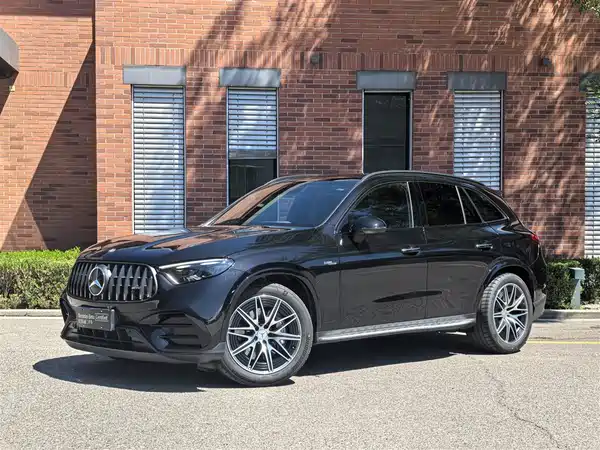 Mercedes-Benz GLC AMG 2025